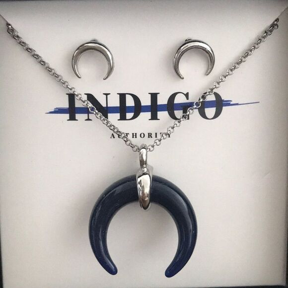 Indigo Authority Jewelry - Crescent Horn - Long Necklace & Earring Set - NEW!